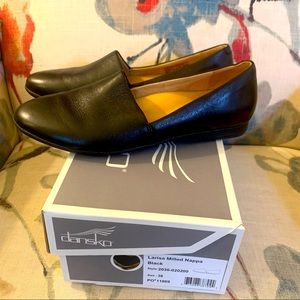 Dansko Larissa Black Leather flats